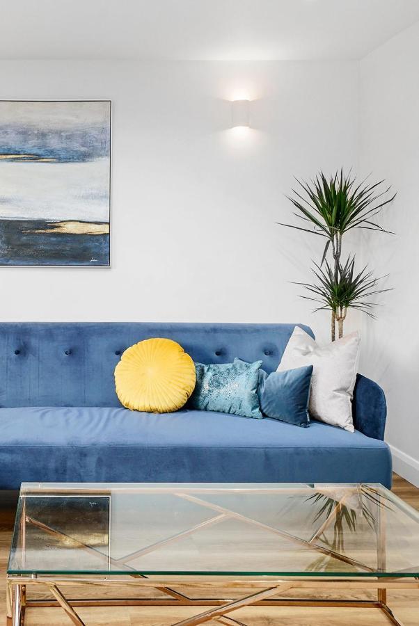 Modern Bungalow In Maidstone Sleeps 5 With Free Parking Eksteriør billede