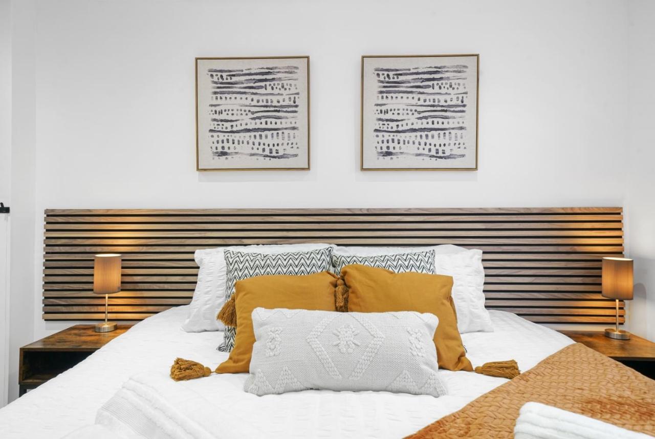 Modern Bungalow In Maidstone Sleeps 5 With Free Parking Eksteriør billede