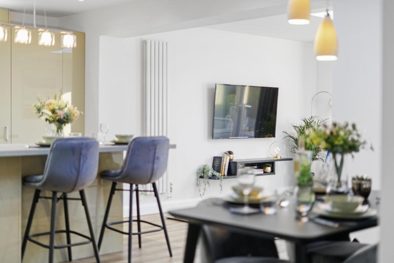 Modern Bungalow In Maidstone Sleeps 5 With Free Parking Eksteriør billede