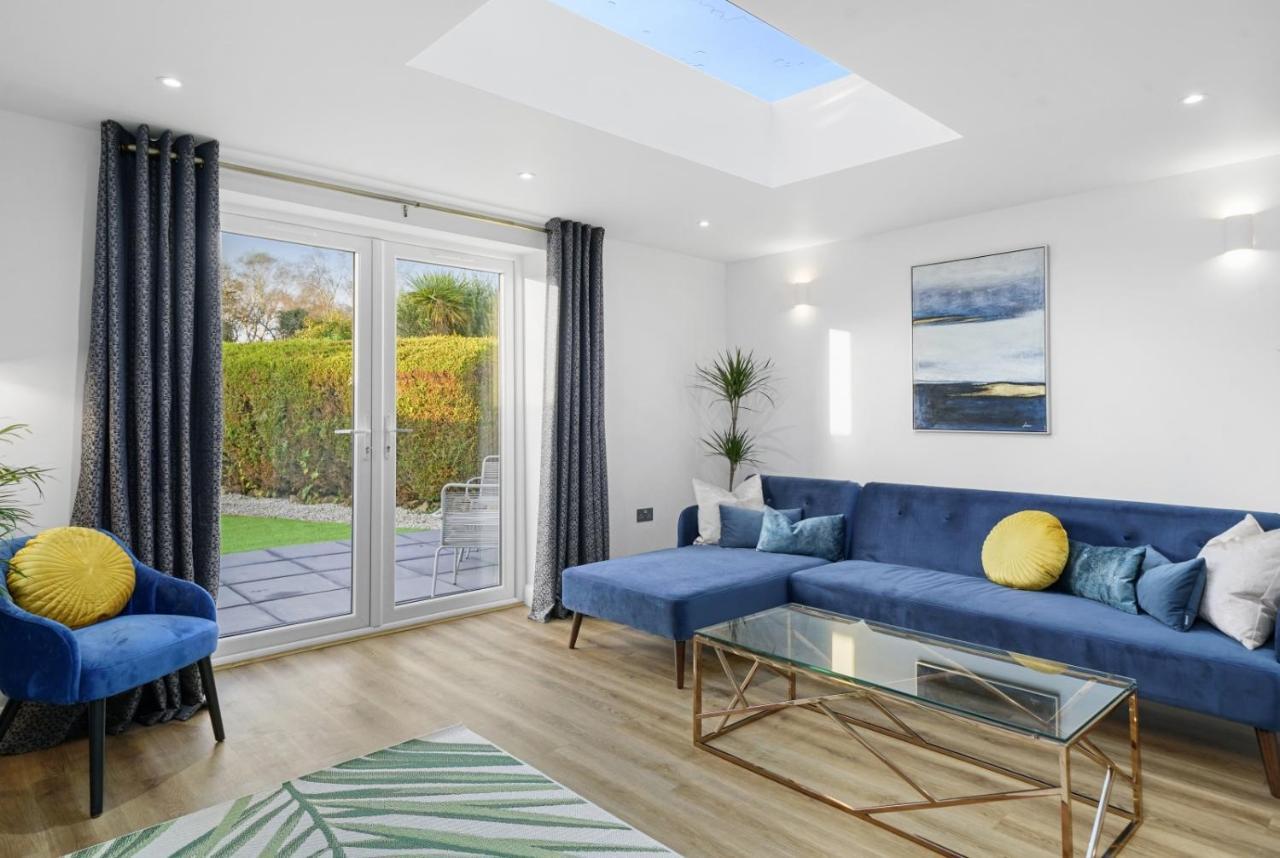 Modern Bungalow In Maidstone Sleeps 5 With Free Parking Eksteriør billede